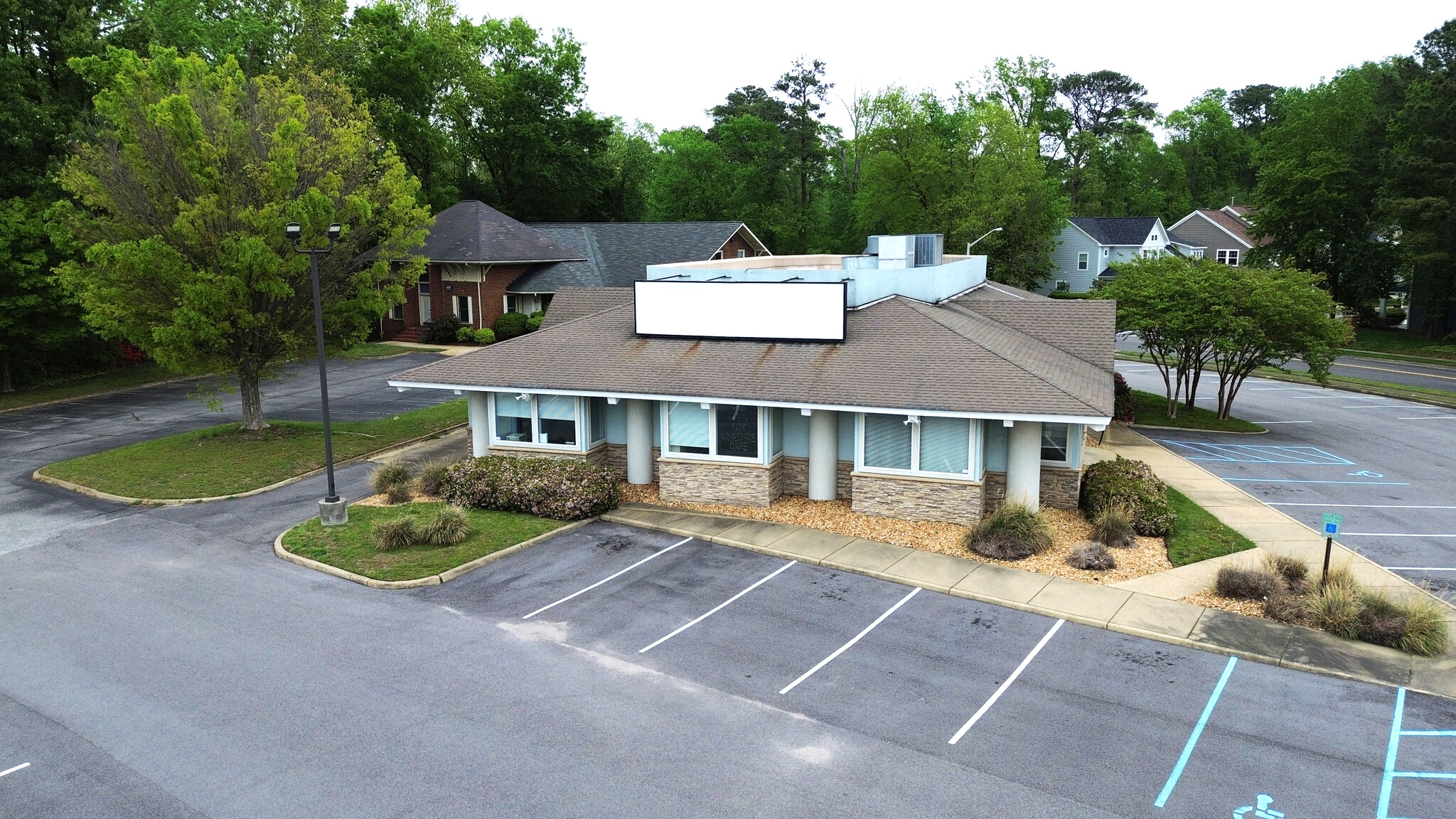 1290 Diamond Springs Rd, Virginia Beach, VA for lease Building Photo- Image 1 of 7