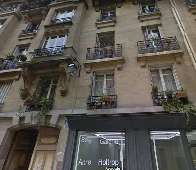 Bureau dans Paris à louer - Photo du bâtiment - Image 1 de 9