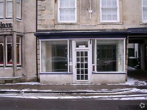 6 High St E, Uppingham for lease Primary Photo- Image 1 of 3
