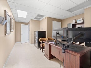 2774 N Harbor City Blvd, Melbourne, FL for lease Interior Photo- Image 2 of 16