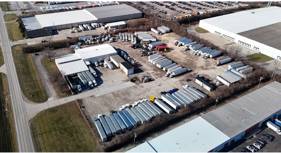 5100-5102 Duff Dr, Cincinnati, OH à vendre - Photo du bâtiment - Image 2 de 11