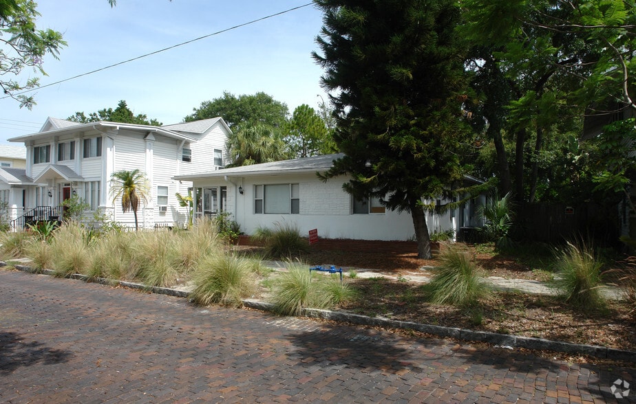 247 6th Ave N, Saint Petersburg, FL à vendre - Photo du bâtiment - Image 2 de 2