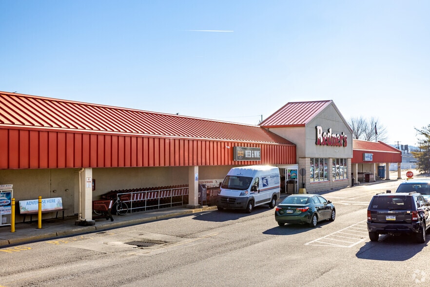 2300 Lehigh St, Allentown, PA à louer - Photo du bâtiment - Image 3 de 4