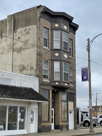 More details for 211 E Stephenson St, Freeport, IL - Multifamily for Sale