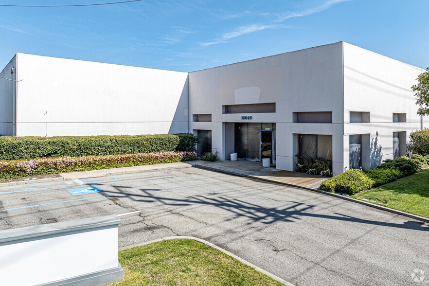 15020 Desman Rd, La Mirada, CA for sale - Primary Photo - Image 1 of 13