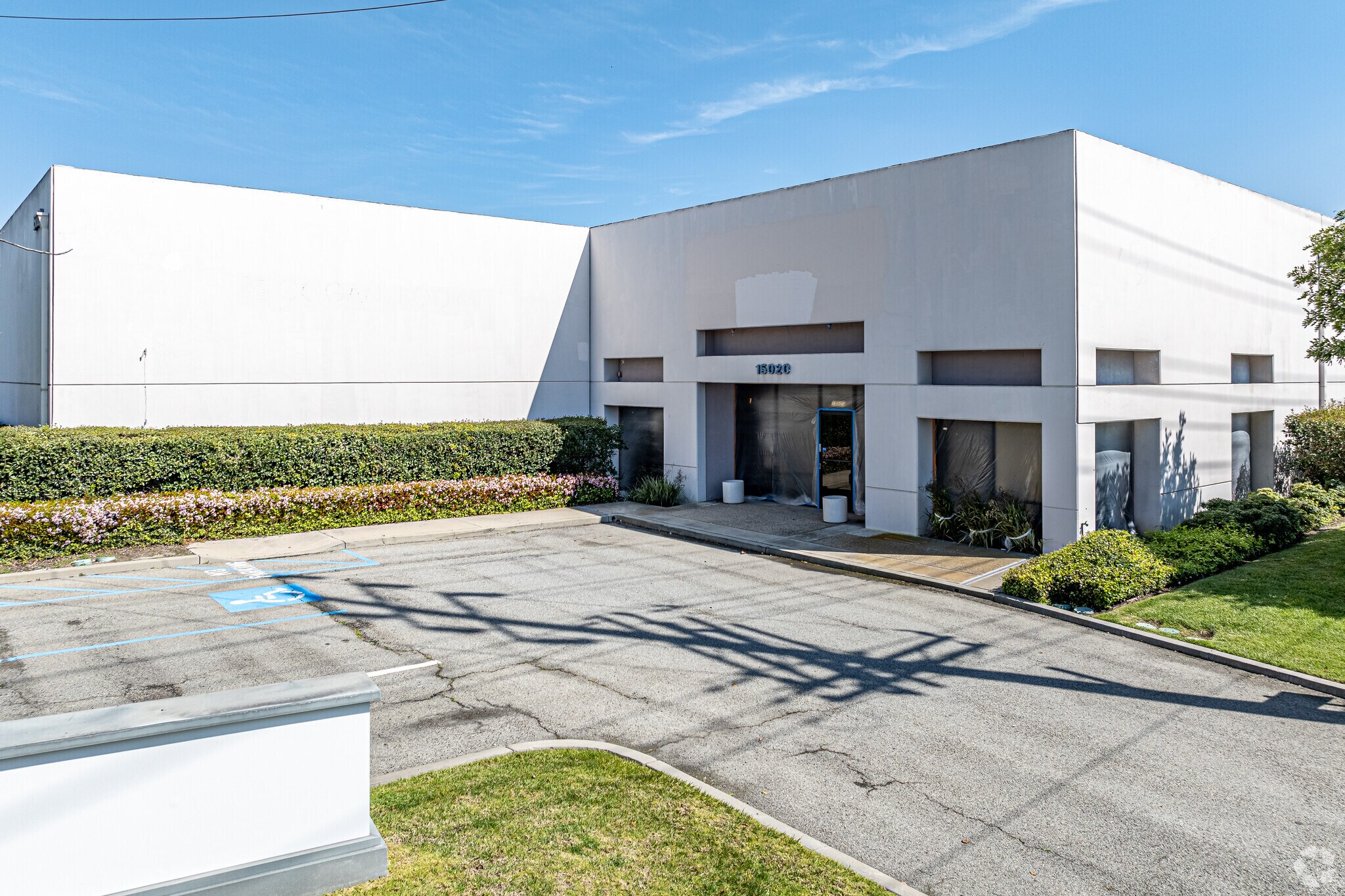 15020 Desman Rd, La Mirada, CA for sale Primary Photo- Image 1 of 14