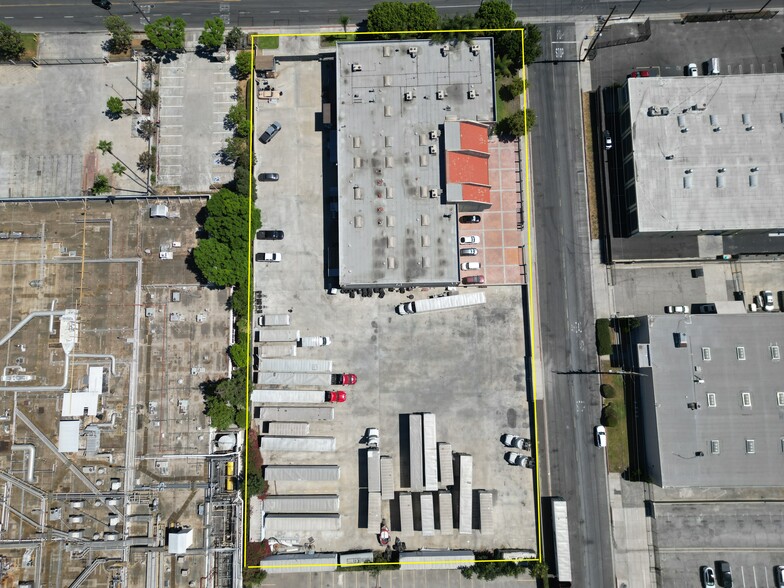 305 S 9th Ave, City Of Industry, CA for sale - Building Photo - Image 2 of 8