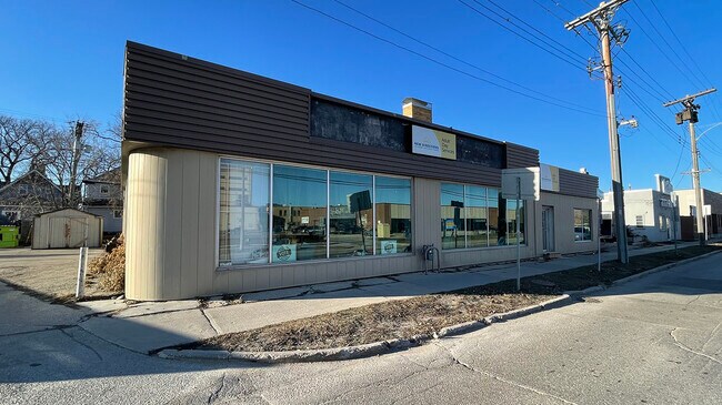 Plus de détails pour 574 Erin St, Winnipeg, MB - Bureau à vendre