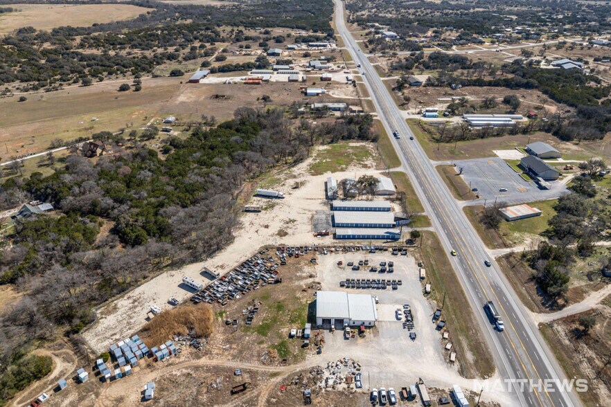 2495 US-190, Lampasas, TX à louer - Photo du bâtiment - Image 2 de 3