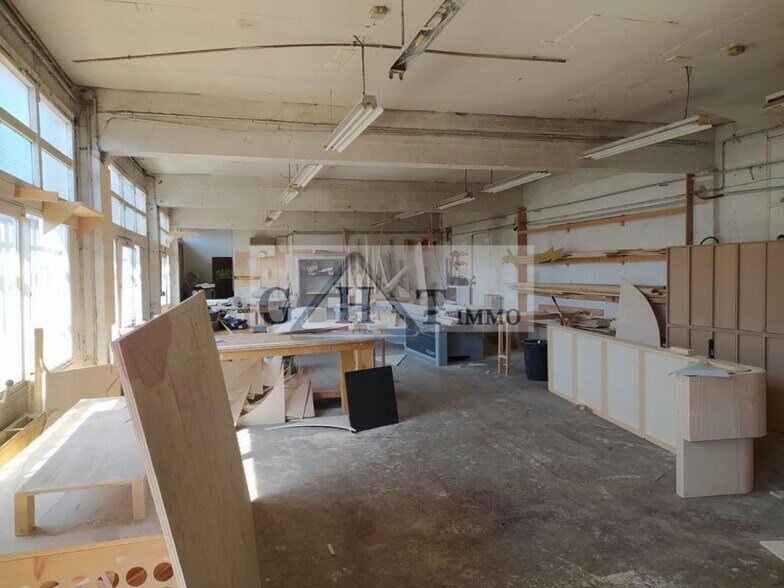 Industrial in Montfermeil for sale - Interior Photo - Image 2 of 8