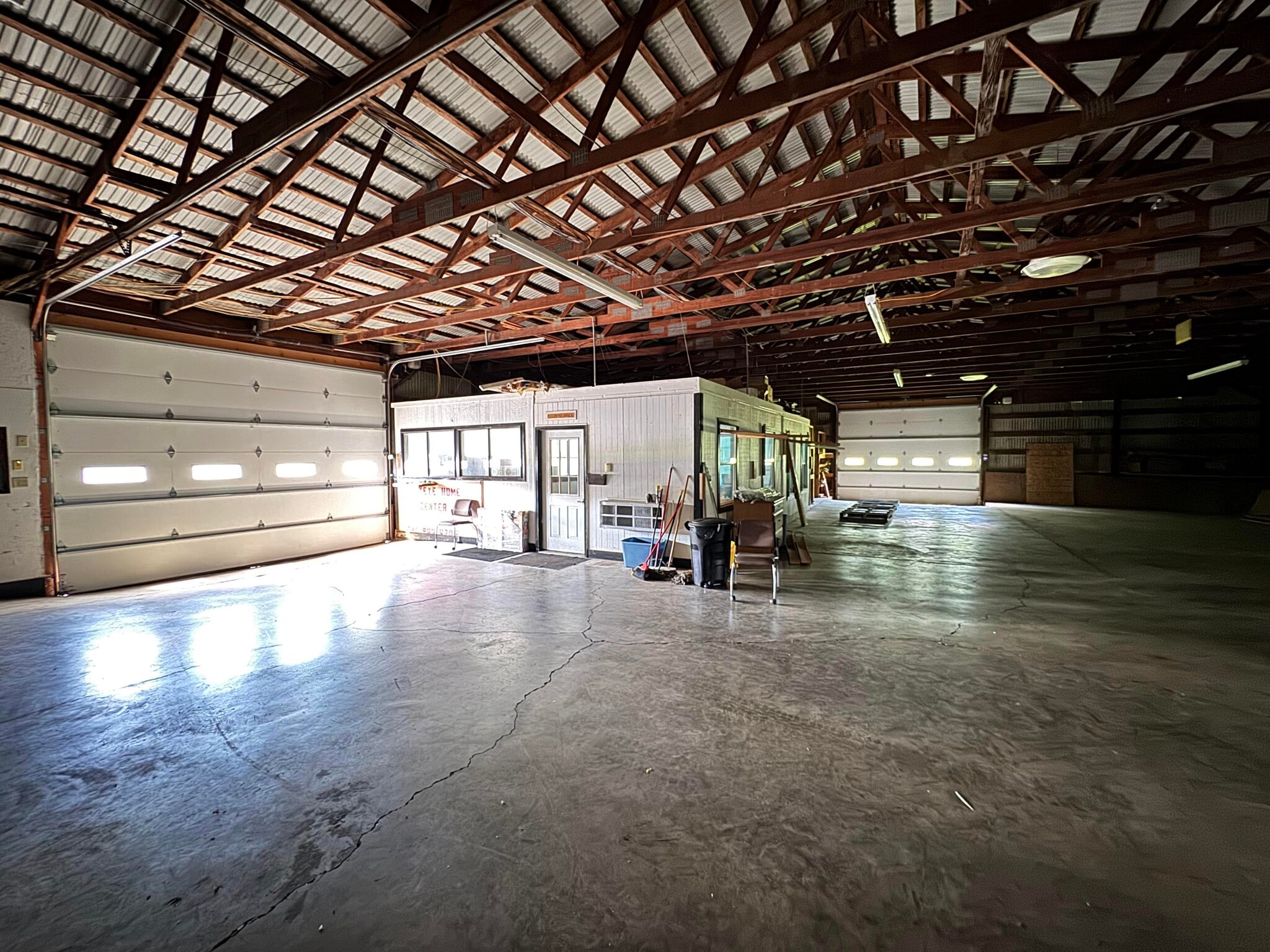 12630 Walnut Creek Pike, Ashville, OH for lease Interior Photo- Image 1 of 13