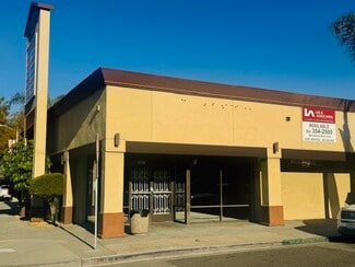 More details for 5201-5220 E Pacific Coast Hwy, Long Beach, CA - Retail for Lease