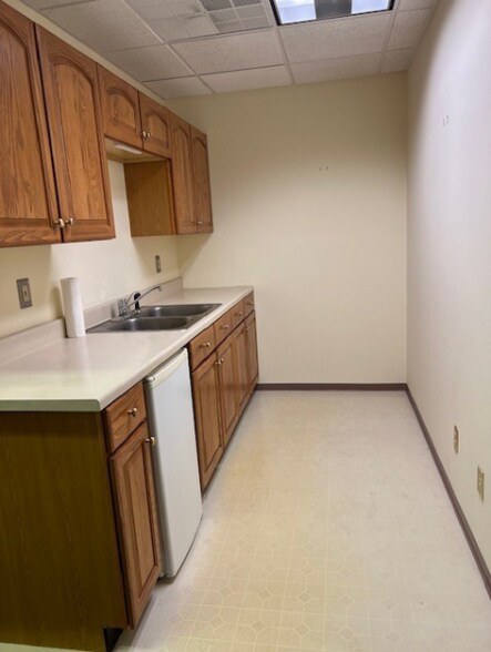 3001 Chicago Rd, Steger, IL à vendre - Photo du bâtiment - Image 3 de 4