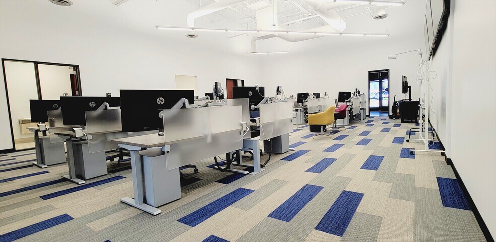 2065 S Cooper Rd, Chandler, AZ à louer - Photo intérieure - Image 3 de 13