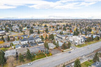 4131 Bow Trl SW, Calgary, AB - Aérien  Vue de la carte - Image1