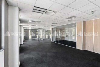 12 Rue Pascal Xavier Coste, Marseille for lease Building Photo- Image 1 of 11