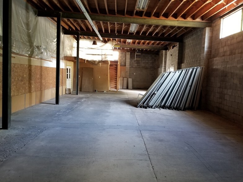 802 E Nash St, Spring Hope, NC à louer - Photo du bâtiment - Image 2 de 10