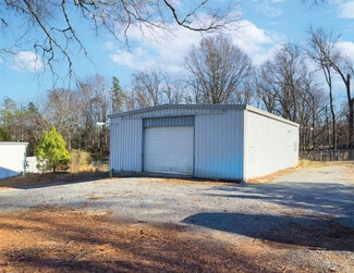 More details for 548 W Charles St, Matthews, NC - Industrial for Sale