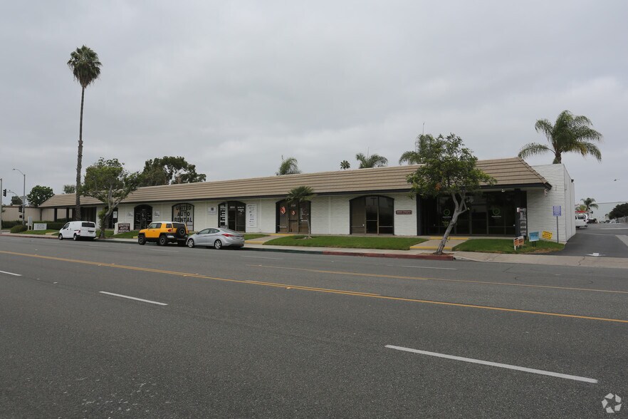 2000-2026 Quail St, Newport Beach, CA à louer - Photo du bâtiment - Image 3 de 6