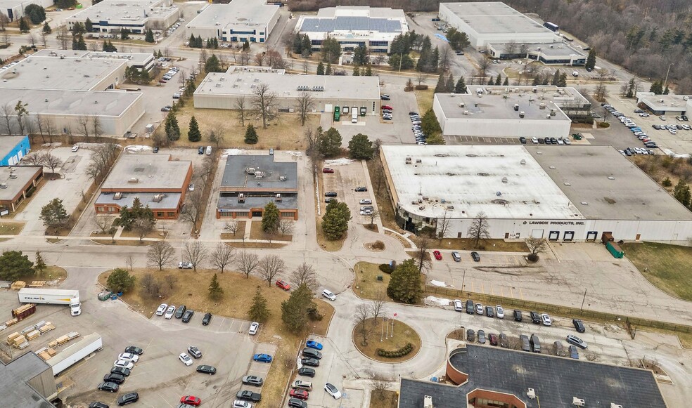 7305 Rapistan Ct, Mississauga, ON à vendre - Photo du bâtiment - Image 2 de 11