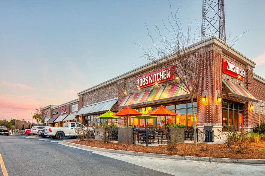 1815-1821 E Victory Dr, Savannah, GA à louer - Photo du bâtiment - Image 2 de 7