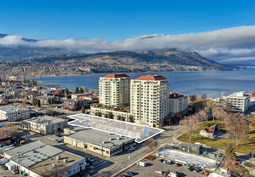 101 Martin St, Penticton, BC à vendre - Photo du bâtiment - Image 3 de 6