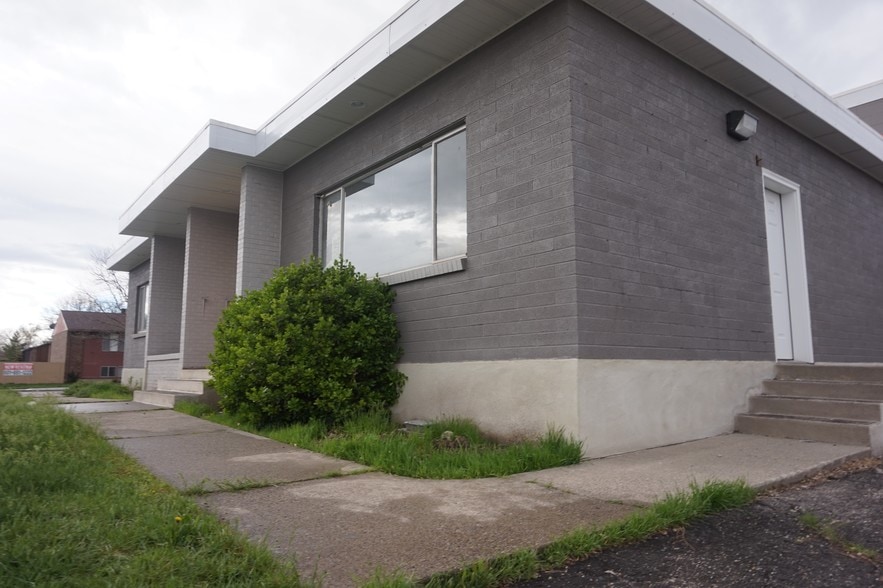 3324 S 200 E, Salt Lake City, UT for sale - Building Photo - Image 2 of 26