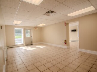 Plus de détails pour 188 Lake St, Liberty, NY - Bureau/Commerce de détail à louer