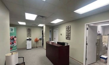 111 Mill Creek Pky, Chesapeake, VA for lease Interior Photo- Image 2 of 6