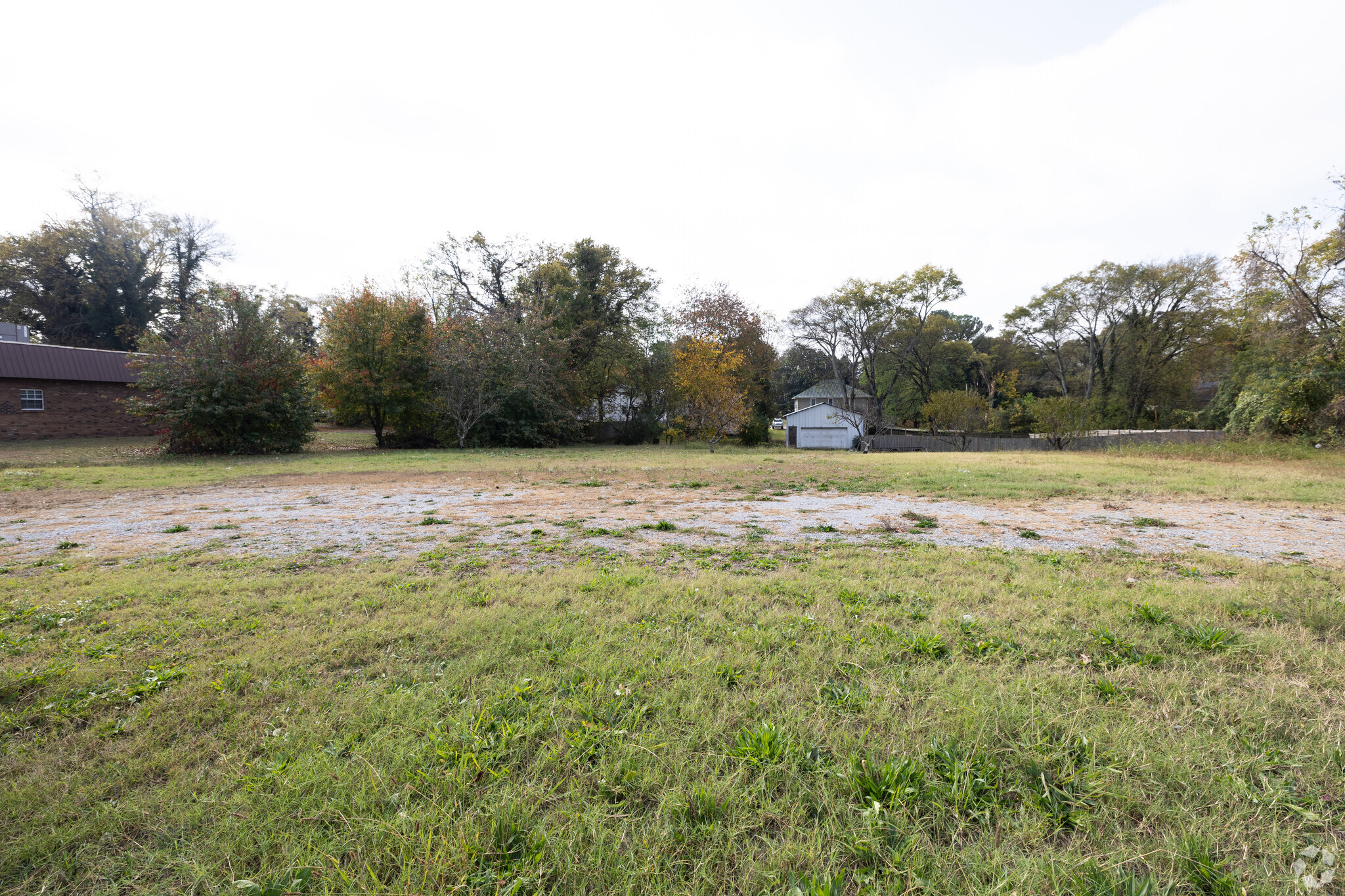 325 W Gaines St, Lawrenceburg, TN à vendre Photo principale- Image 1 de 1