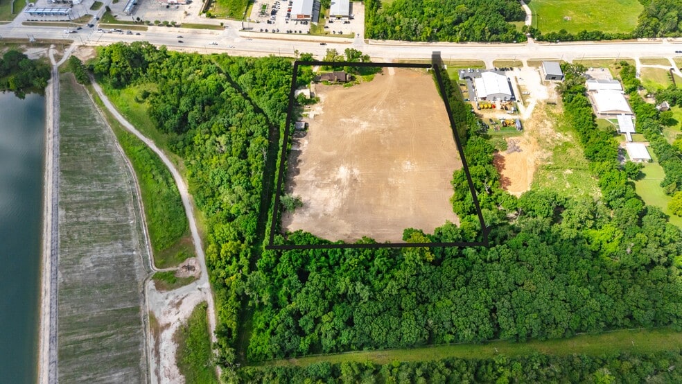 12502 FM 1097 Rd W, Willis, TX for sale - Building Photo - Image 2 of 2