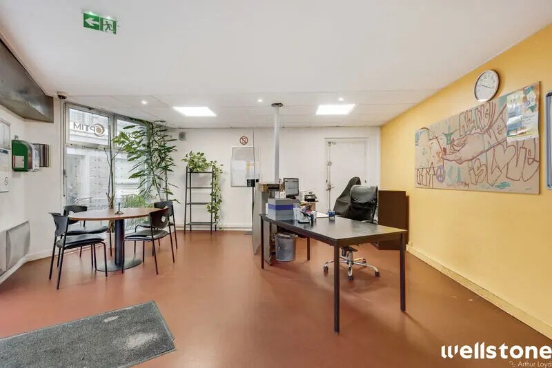 17-19 Rue De Citeaux, Paris for lease Interior Photo- Image 1 of 13