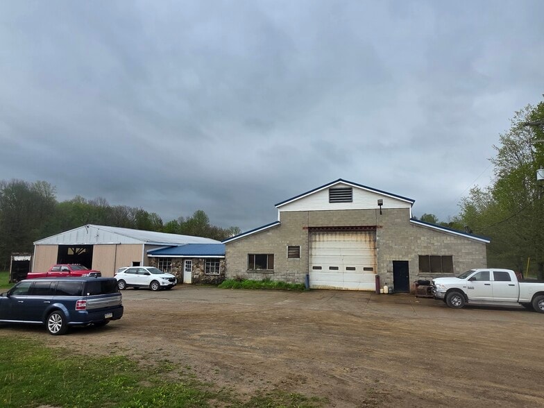 1389 Old State Rd, Waterford, PA for sale - Primary Photo - Image 1 of 37