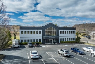 Plus de détails pour 335 Morganza Rd, Canonsburg, PA - Bureau/Commerce de détail, Commerce de détail à louer