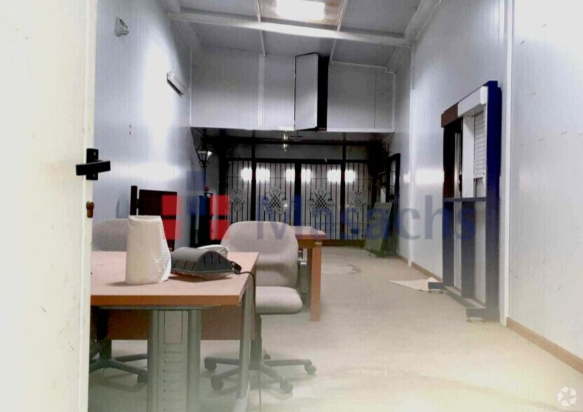 Industrial in Velilla de San Antonio, Madrid for sale - Building Photo - Image 3 of 6