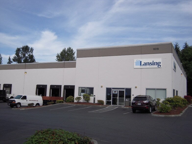 10315 Airport Rd, Everett, WA à louer - Photo du bâtiment - Image 2 de 2