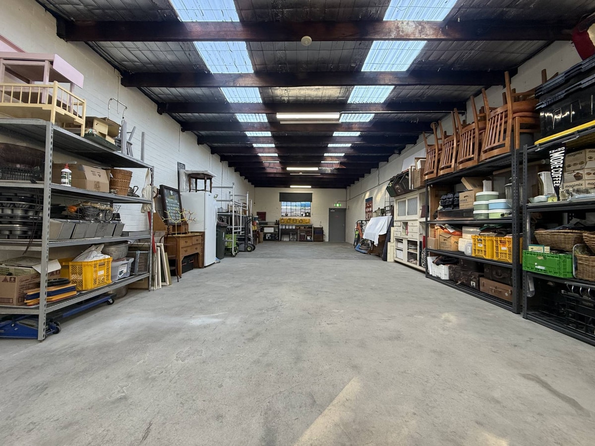 35 Isabella St, Moorabbin, VIC 3189 - Unité 3 - - Photo intérieure - Image 1 of 3