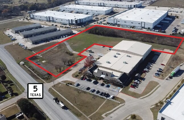 3303 McDonald, McKinney, TX à vendre - Photo du bâtiment - Image 3 de 11