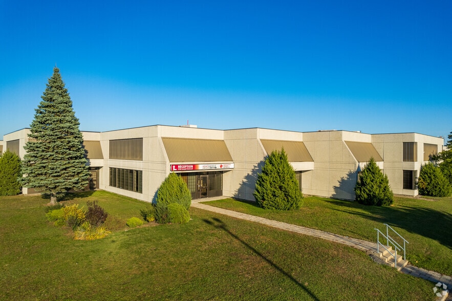 3145-3185 Rue Joseph-Dubreuil, Montréal, QC for lease - Primary Photo - Image 1 of 7