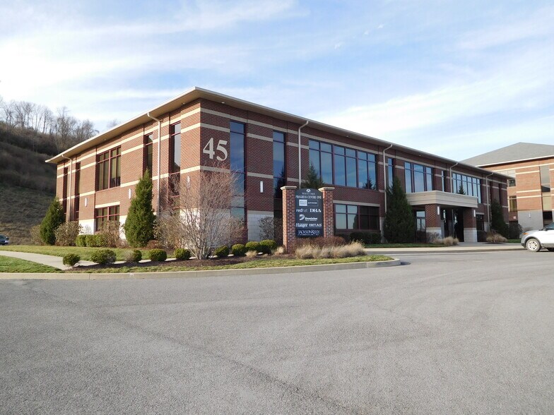 45 Professional Pl, Bridgeport, WV for lease - Primary Photo - Image 1 of 17