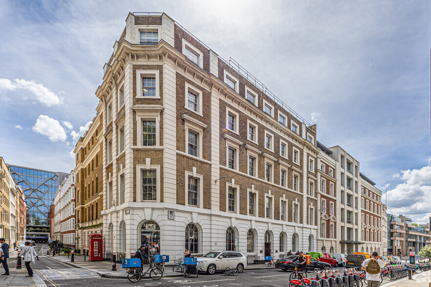 65-66 Queen St, London for sale - Primary Photo - Image 1 of 1