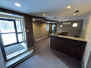 2642 Route 940, Pocono Summit, PA for lease Interior Photo- Image 2 of 9