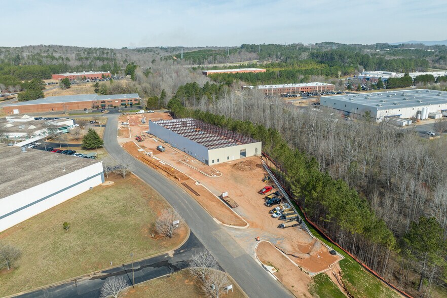 1005 Evenflo Dr, Ball Ground, GA à louer - Photo de construction - Image 2 de 2