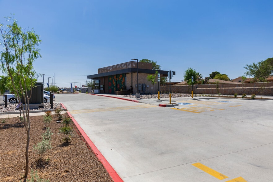 1881 George Dieter dr, El Paso, TX for sale - Building Photo - Image 2 of 4