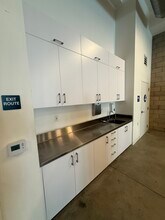 12934 Venice Blvd, Los Angeles, CA à louer Photo intérieure- Image 2 de 4