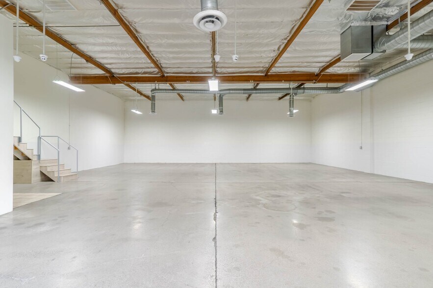 12455 Branford St, Pacoima, CA à vendre - Photo du bâtiment - Image 3 de 14