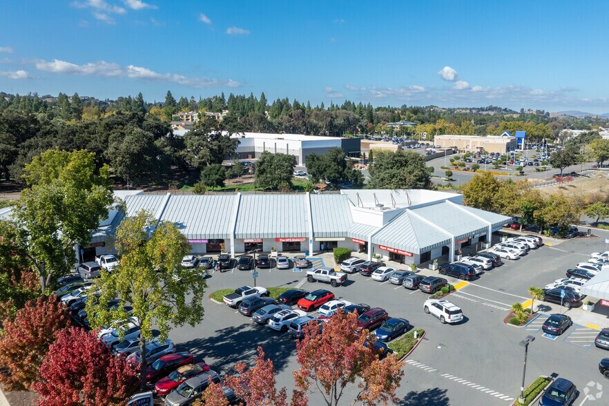 30-60 Golf Club Rd, Pleasant Hill, CA à louer - Aérien - Image 3 de 3
