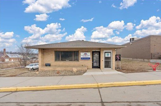 101 S Main St, Pine Island, MN for sale - Primary Photo - Image 1 of 45
