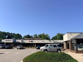 150-160 E Arlington Blvd, Greenville, NC for lease Interior Photo- Image 1 of 2
