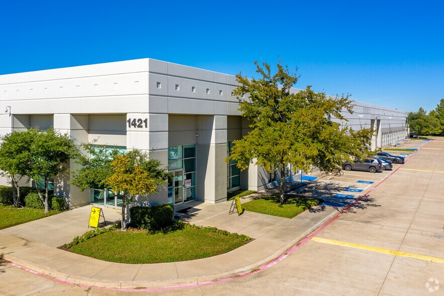 1461 S Belt Line Rd, Coppell, TX for lease - Primary Photo - Image 3 of 13